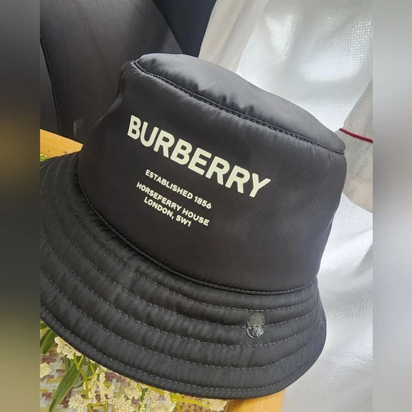 Burberry | Accessories | Authentic Burberry Black Bucket Hat  display picture 1